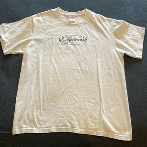 Supreme logo White Shirt size M